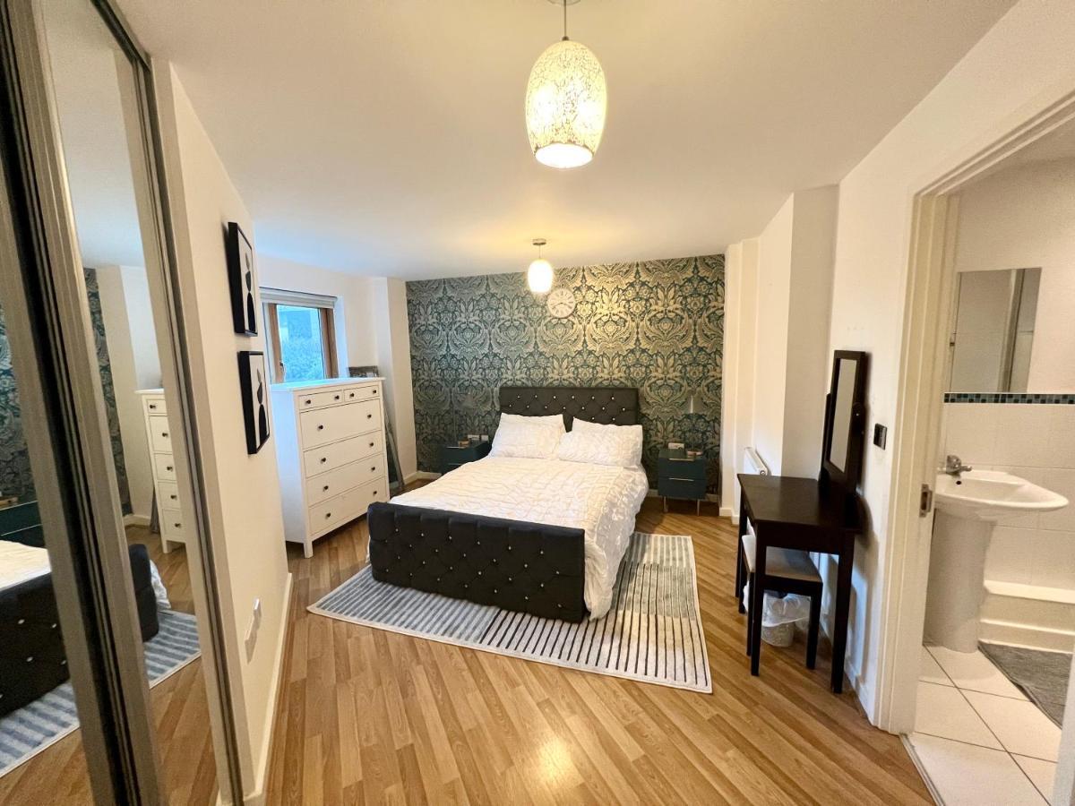2 Bedroom Apartment Near Olympic Park With Free Parking Лондон Экстерьер фото